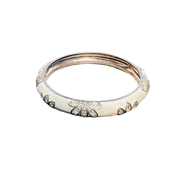 Unbranded Jewelry - Gold Tone Cream Enamel And Rhinestone Hinged Bangle Bracelet (6149)